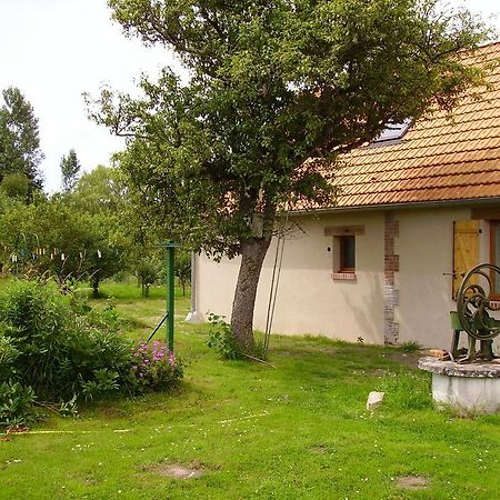 Au Grand Pre Bed and Breakfast Theillay Εξωτερικό φωτογραφία